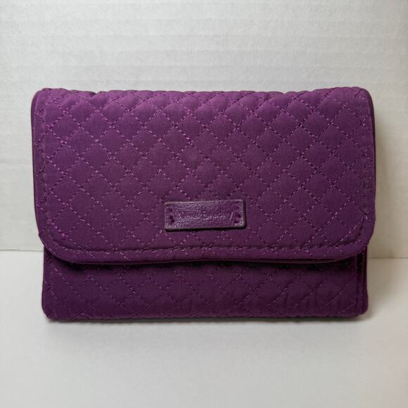 Vera Bradley Riley Gloxinia Purple Small Trifold Zip Quilted Wallet - Picture 1 of 7
